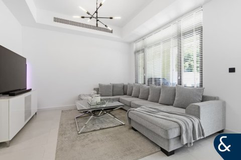 Villa in Mira Oasis, Reem, Dubai 4 bedrooms, 237 sq.m. № 98560 - photo 3