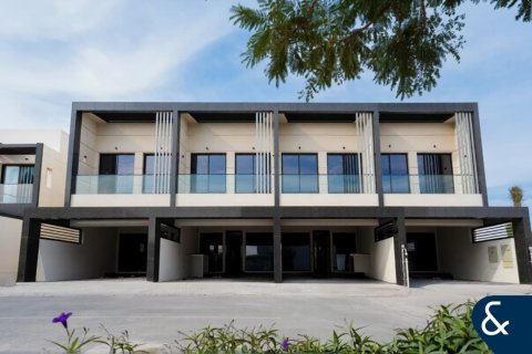 Villa in Al Furjan, Dubai 4 bedrooms, 233 sq.m. № 98552 - photo 9