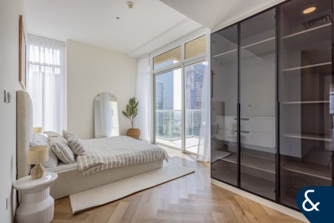 Apartment in Jumeirah Village Circle, Dubai 3 bedrooms, 207 sq.m. № 98554 - photo 9