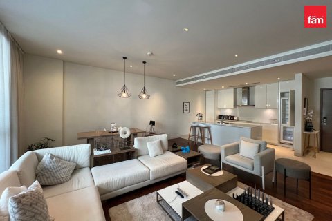 Apartment in Al Wasl, Dubai 1 bedroom, 122.6 sq.m. № 9900 - photo 1
