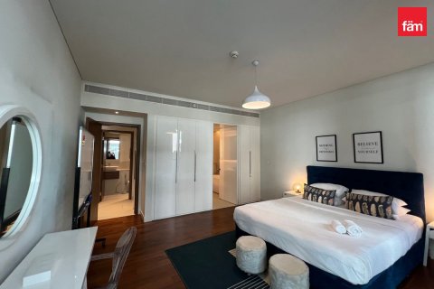 Apartment in Al Wasl, Dubai 1 bedroom, 122.6 sq.m. № 9900 - photo 6