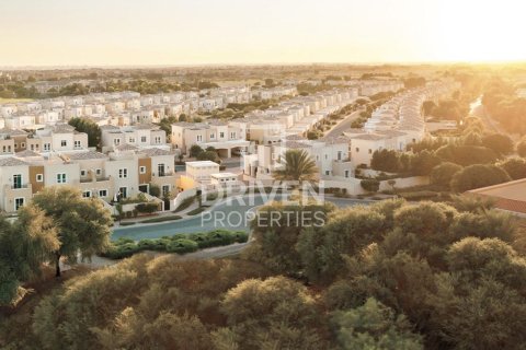 Купить виллу в Arabian Ranches 3, Дубай: 4 спальни, 287м², № 19000 - фото 11