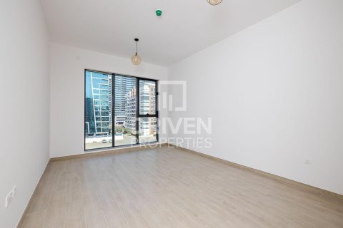 Apartment in Dubai Residence Complex, Dubai 2 bedrooms, 122.82 sq.m. № 143001 - photo 5