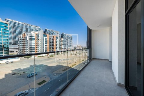 Apartment in Dubai Residence Complex, Dubai 2 bedrooms, 122.82 sq.m. № 143001 - photo 14