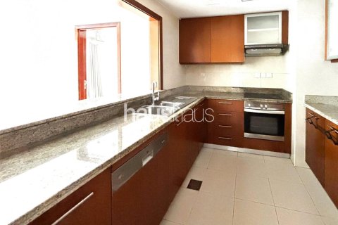 Apartment in Standpoint Towers, Downtown Dubai (Downtown Burj Dubai), Dubai 2 bedrooms, 96 sq.m. № 44852 - photo 4