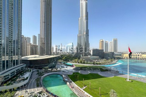 Снять в аренду квартиру в The Residences, Даунтаун Дубай (Даунтаун Бурдж Дубай), Дубай: 2 спальни, 135м², № 44855 - фото 1