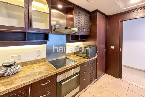 Снять в аренду квартиру в The Residences, Даунтаун Дубай (Даунтаун Бурдж Дубай), Дубай: 2 спальни, 135м², № 44855 - фото 7