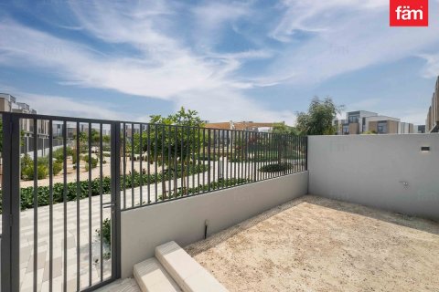 Villa in Dubai 3 bedrooms, 168 sq.m. № 58340 - photo 4