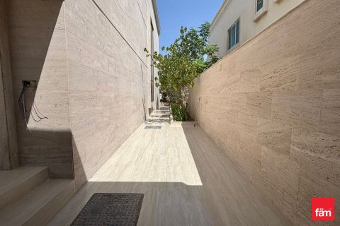 Villa à Umm Suqeim, Dubai, 4 chambres, 478.4 m², № 58328 - photo 7