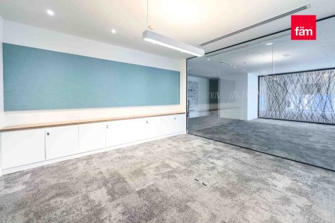 Oficina en Business Bay, Dubai, 3656.2 m², № 11474 - foto 15