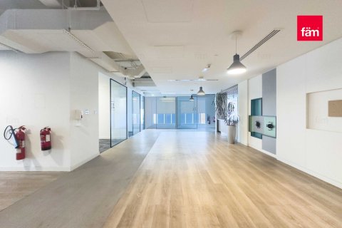 Oficina en Business Bay, Dubai, 3656.2 m², № 11474 - foto 10