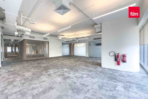 Oficina en Business Bay, Dubai, 3656.2 m², № 11474 - foto 19