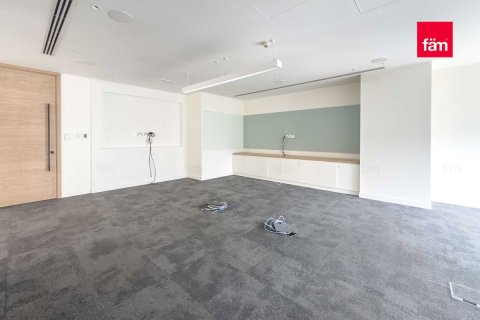 Oficina en Business Bay, Dubai, 3656.2 m², № 11474 - foto 24