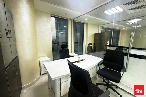 Office in Business Bay, Dubai 148.9 sq.m. № 84896 - photo 14