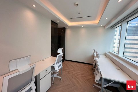 Bureau à Dubai, 163.7 m², № 84898 - photo 8