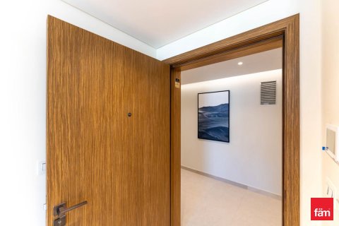 Apartment in Umm Suqeim, Dubai 3 bedrooms, 172.5 sq.m. № 84906 - photo 28