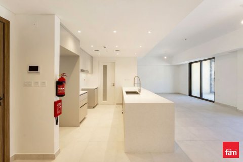 Apartment in Umm Suqeim, Dubai 3 bedrooms, 172.5 sq.m. № 84906 - photo 7