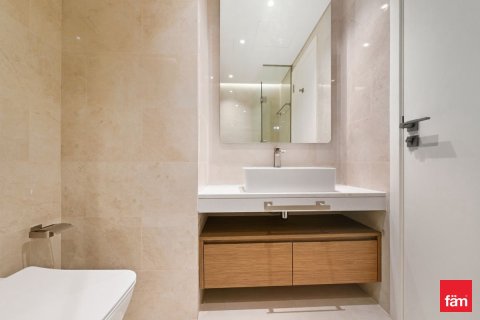 Apartment in Umm Suqeim, Dubai 3 bedrooms, 172.5 sq.m. № 84906 - photo 17