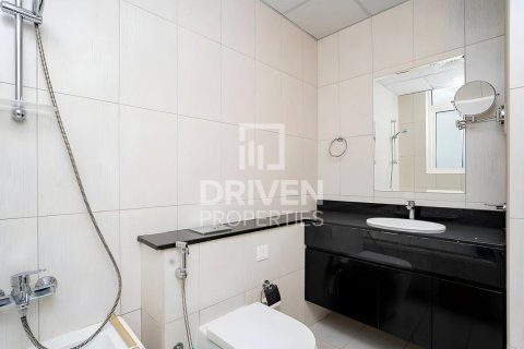 Apartment in Jumeirah Village Circle, Dubai 2 bedrooms, 105 sq.m. № 19638 - photo 18
