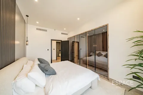 Купить квартиру в Джумейра Бич Резиденс, Дубай: 3 спальни, 177м², № 61707 - фото 8