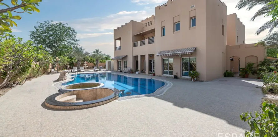 Вилла в Арабиан Ранчес, Дубай, 7 спален, 2044м², № 61705