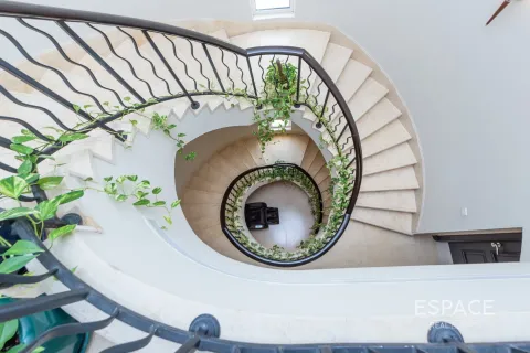 Купить виллу в Арабиан Ранчес, Дубай: 7 спален, 2044м², № 61705 - фото 4