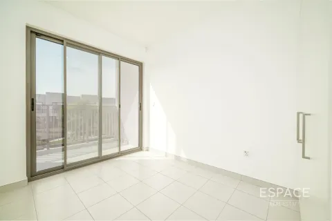 Townhouse in Dubai South (Dubai World Central), Dubai 3 bedrooms, 181 sq.m. № 61714 - photo 9