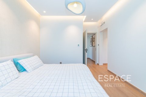 Купить виллу в Арабиан Ранчес, Дубай: 3 спальни, 253м², № 61706 - фото 12