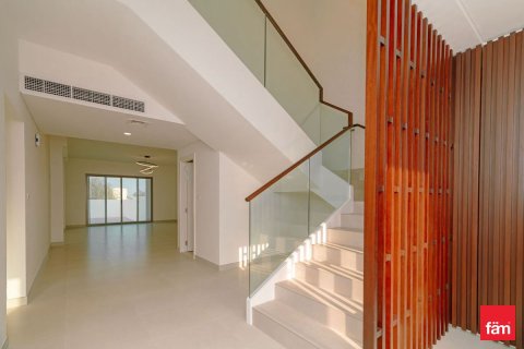 Villa à Jebel Ali, Dubai, 4 chambres, 641.6 m², № 93376 - photo 3