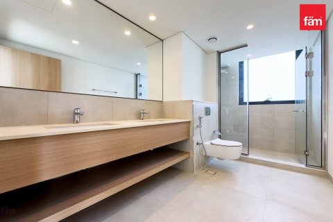 Villa en Dubai, 4 dormitorios, 447.9 m², № 93382 - foto 5