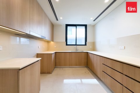 Villa en Dubai, 4 dormitorios, 447.9 m², № 93382 - foto 21