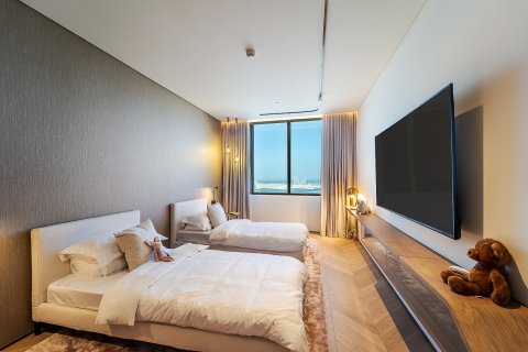 Apartamento en ICONIC TOWER en Al Sufouh, Dubai, 4 dormitorios, 234 m², № 97344 - foto 4