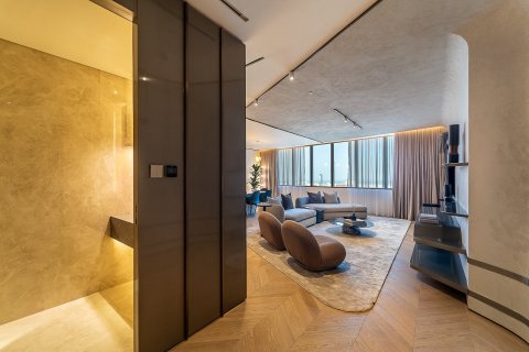 Apartment in ICONIC TOWER in Al Sufouh, Dubai 2 bedrooms, 149 sq.m. № 97345 - photo 4