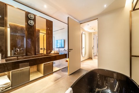 Apartment in ICONIC TOWER in Al Sufouh, Dubai 2 bedrooms, 149 sq.m. № 97345 - photo 16