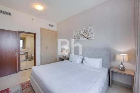 Apartment in Dubai Marina, Dubai 2 bedrooms, 139 sq.m. № 25109 - photo 12