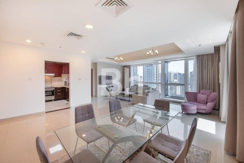 Apartment in Dubai Marina, Dubai 2 bedrooms, 139 sq.m. № 25109 - photo 1