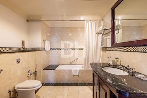 Penthouse in Jumeirah Beach Residence, Dubai 4 bedrooms, 568 sq.m. № 21783 - photo 11