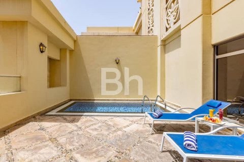 Penthouse in Jumeirah Beach Residence, Dubai 4 bedrooms, 568 sq.m. № 21783 - photo 5