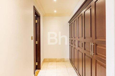 Penthouse in Jumeirah Beach Residence, Dubai 4 bedrooms, 568 sq.m. № 21783 - photo 14