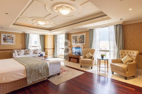 Penthouse in Jumeirah Beach Residence, Dubai 4 bedrooms, 568 sq.m. № 21783 - photo 6