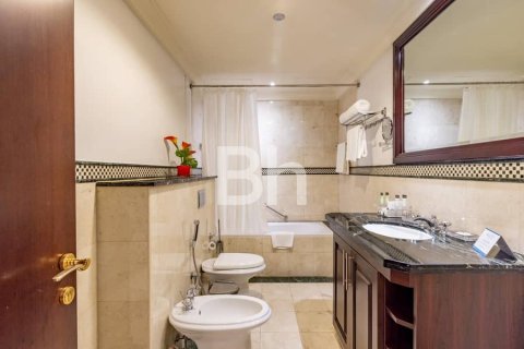Penthouse in Jumeirah Beach Residence, Dubai 4 bedrooms, 568 sq.m. № 21783 - photo 16