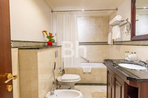 Penthouse in Jumeirah Beach Residence, Dubai 4 bedrooms, 568 sq.m. № 21783 - photo 17