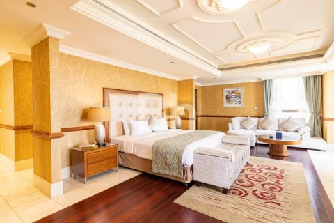 Penthouse in Jumeirah Beach Residence, Dubai 4 bedrooms, 568 sq.m. № 21783 - photo 7