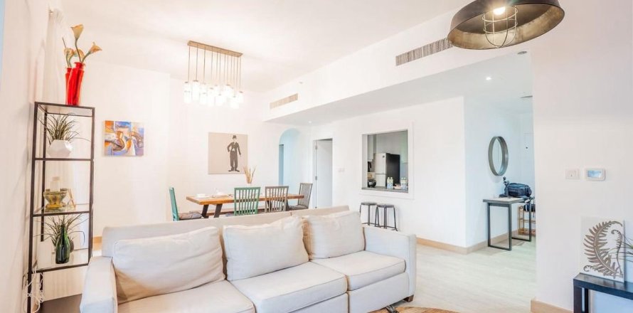 Квартира в Дубае, 3 спальни, 168.4м², № 59851