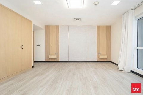 Apartment in Business Bay, Dubai 2 bedrooms, 136.7 sq.m. № 59854 - photo 2