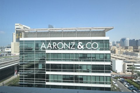 Снять в аренду офис в Sheikh Zayed Road, Дубай: 79м², № 95358 - фото 10