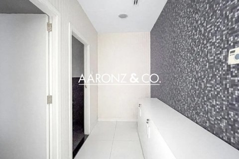 Oficina en Business Bay, Dubai, 78 m², № 95357 - foto 10