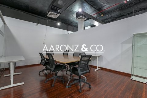 Bureau à Business Bay, Dubai, 109 m², № 99788 - photo 5