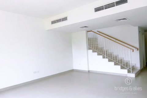 Villa à Dubai Hills Estate, Dubai, 3 chambres, 202 m², № 99790 - photo 7