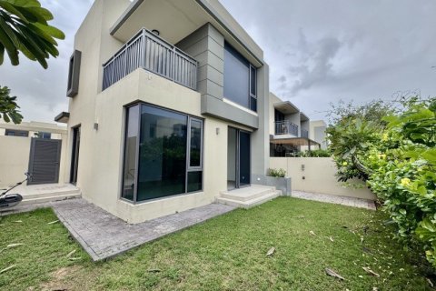 Villa à Dubai Hills Estate, Dubai, 4 chambres, 269 m², № 99789 - photo 2